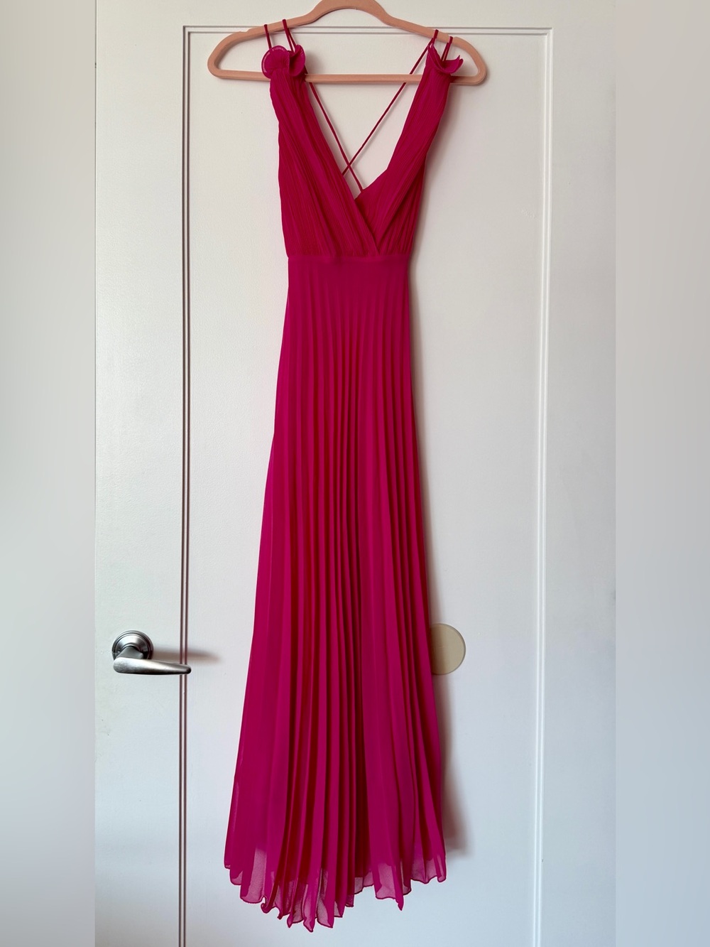 Elegant Fuchsia Pleated Maxi Dress with V-Neck